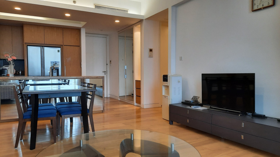 Chủ Nhà Cần Bán Gấp Căn Hộ 3PN  -DT 117m2 Tại Chung Cư Indochina Plaza . Tầng Trung ,View Đẹp.