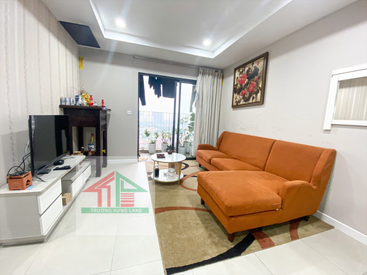 Chủ nhà cần tiền bán nhanh căn hộ 2PN 87.2m2 view thoáng chung cư Kosmo Tây Hồ giá thiện chí bán 4.2 tỉ