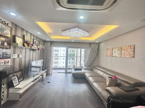 Cho thuê căn 3PN full nội thất chung cư Golden Palace giá 18 triệu