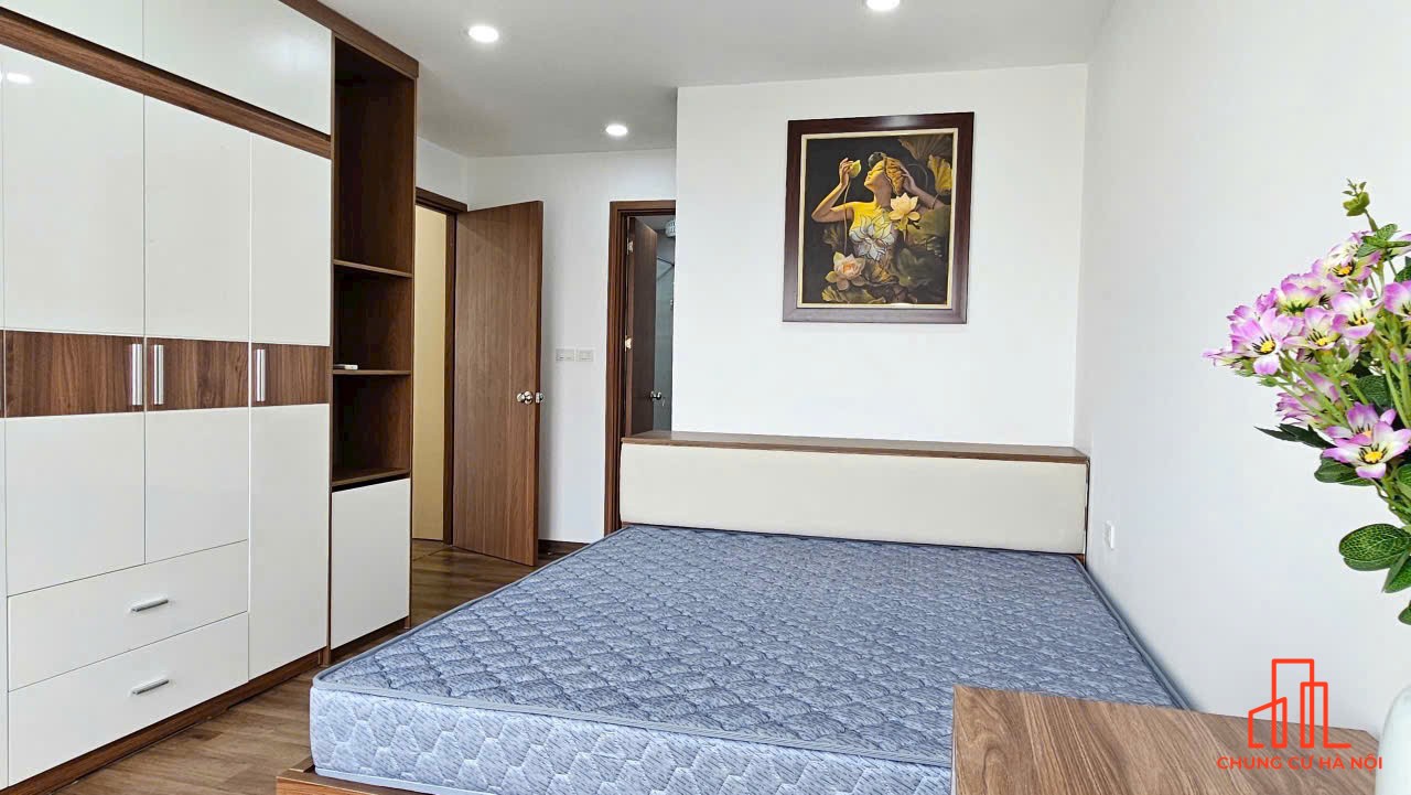 Hiếm! Bán căn 4PN, DT 125m2 và 140m2, hướng Đông Nam/Đông Bắc, view đẹp có slot ô tô - Vin Gardenia