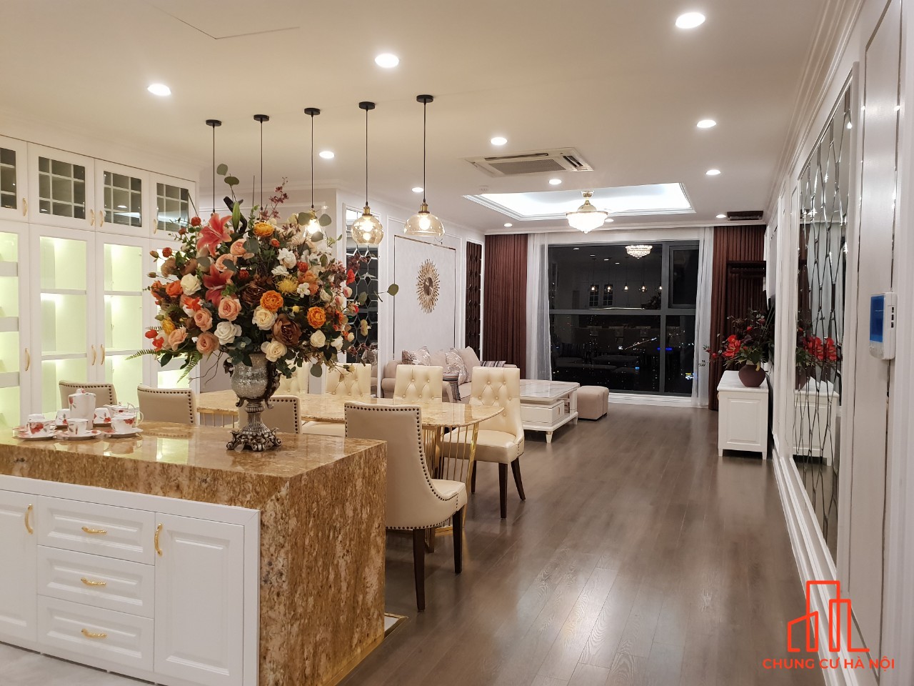 Cực đẹp! Bán căn 121m2 - căn góc, thoáng, mát, 3PN - tầng cao, bc ĐN, nội thất sang trọng, cực xịn.