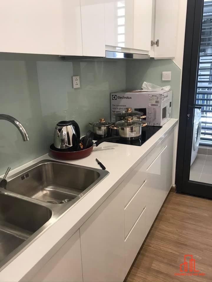Chính chủ gửi cho thuê căn hộ 2PN, đầy đủ đồ, tầng đẹp, hướng mát. Liên hệ 0852.111.838