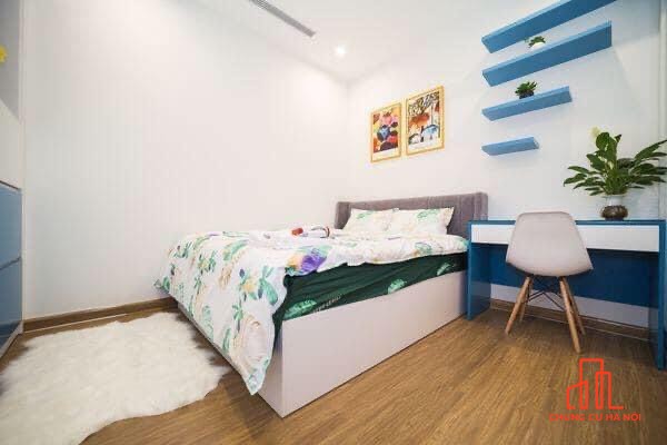 Chính chủ cần bán gấp CH 2PN. DT 68m2. View Keangnam siêu đẹp giá 6 tỷ tại dự án Vin SkyLake