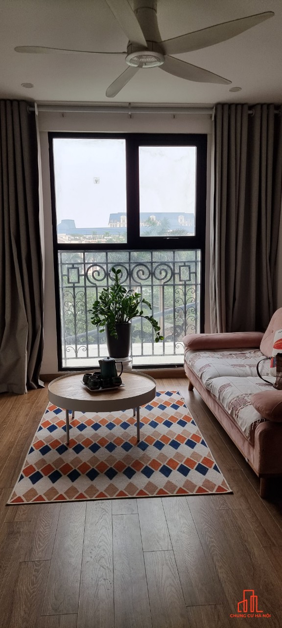 Tôi cần bán căn 2pn 2vs chung cư ct8 đình thôn, xem nhà liên hệ: 0906212358