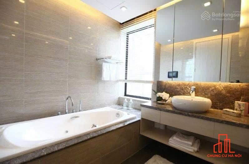Gia đình bán gấp 3 ngủ Dolphin Plaza, Nam Từ Liêm, Hà Nội, DT 164m giá 9,8tỷ, sẵn sổ full nội thất