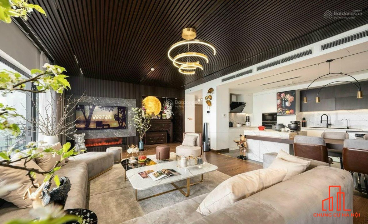 Bán CH dự án Dolphin Plaza. DT 354m2 5N 4VS full nội thất, sẵn sổ đỏ. Có 2 slot ô tô