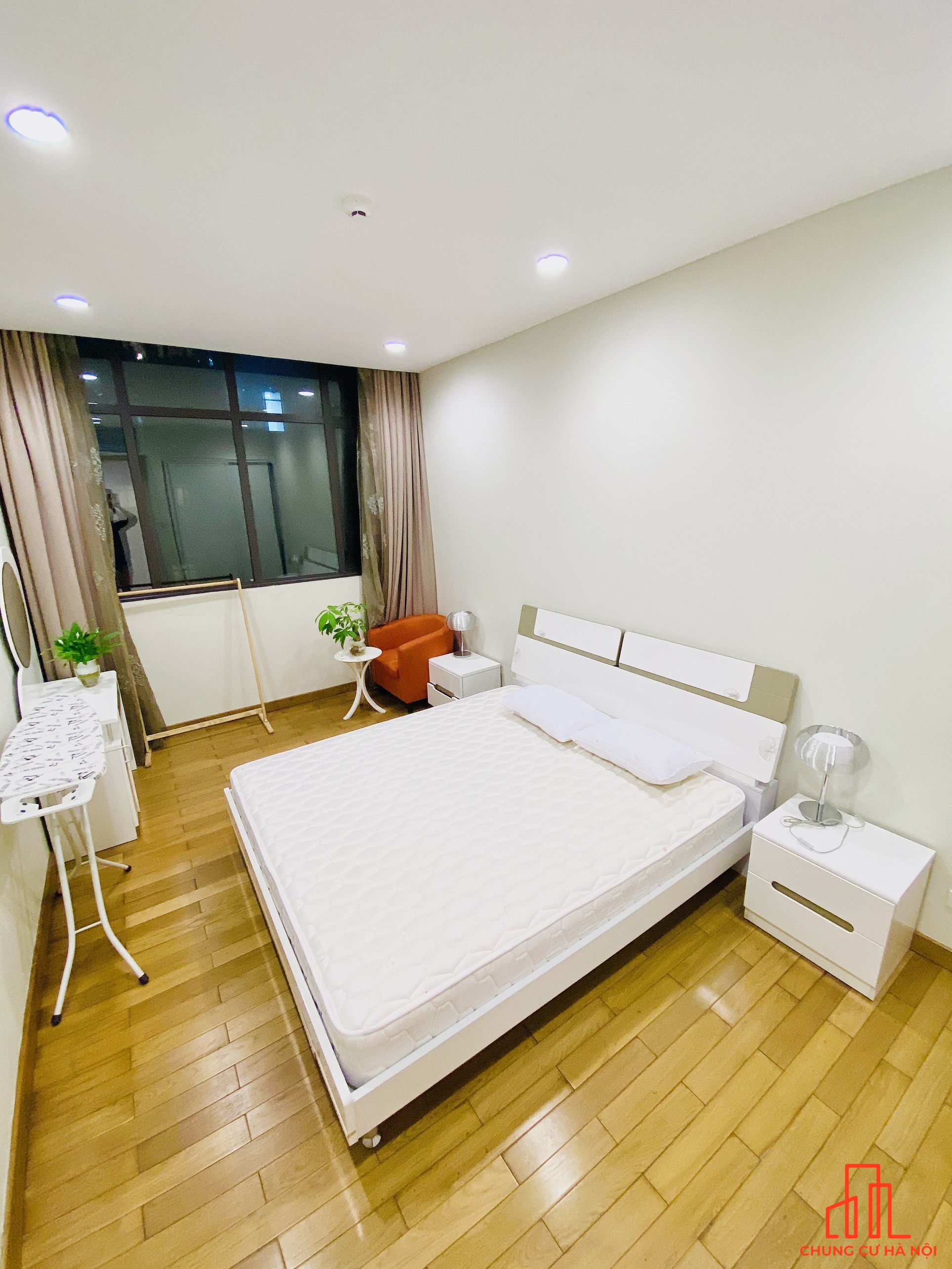 Chính chủ bán căn hộ Dolphin plaza trần bình, dt 133m2, 3 phòng ngủ, giá 8,3 tỷ