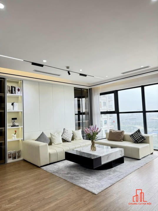 Siêu phẩm view pháo hoa 135m2 dự án Iris Garden 30 Trần Hữu Dực, Nam Từ Liêm