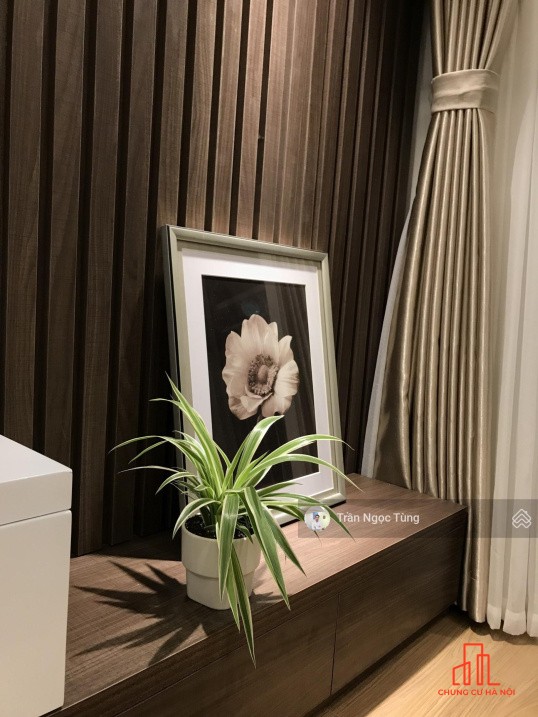 Chính chủ bán căn 2pn giá 4,05 tỷ, tại Iris Garden.