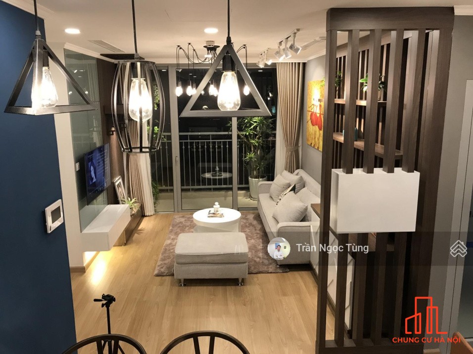 Chính chủ bán căn 2pn giá 4,05 tỷ, tại Iris Garden.