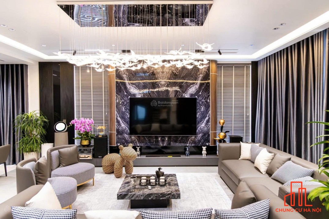 Em Tú Anh bán (căn hoa hậu) 3PN 127m2 Sun Square, nội thất Châu Âu, sẵn sổ hồng