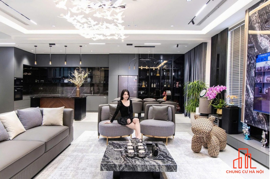 Em Tú Anh bán (căn hoa hậu) 3PN 127m2 Sun Square, nội thất Châu Âu, sẵn sổ hồng