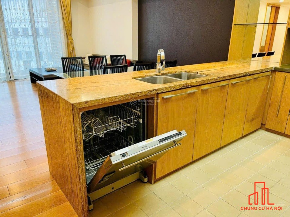 Em cần cho thuê Căn hộ 3 ngủ full đồ IPH giá tốt