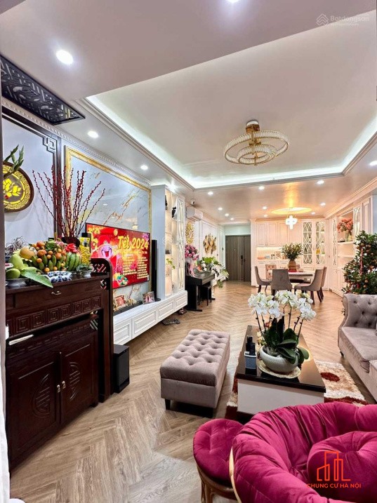 Chính chủ bán căn hộ 2 ngủ The Park Home, Cầu Giấy, DT 82m2, giá 8.5 tỷ, sẵn sổ, full nội thất