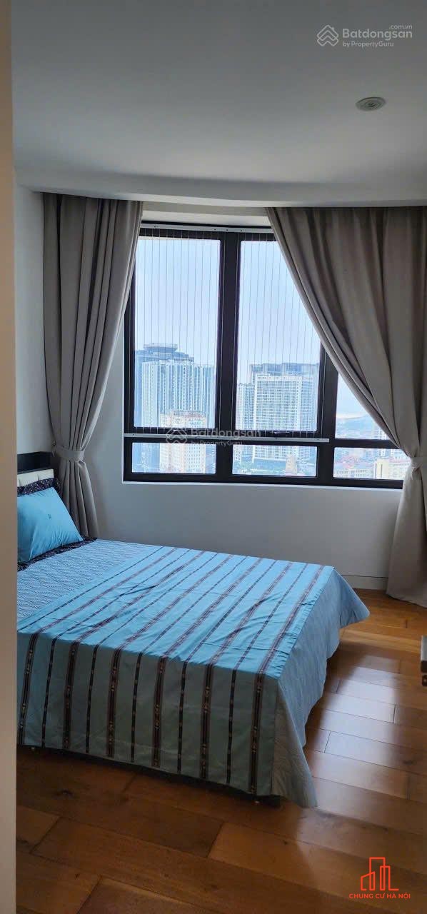 Bán căn 3PN - 2WC 145m2 tòa Indochina Plaza, Xuân Thủy, tầng trung thoáng mát, full nội thất.