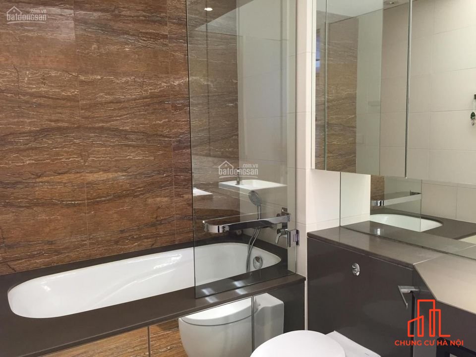 Chính chủ cần bán căn hộ 2pn tại chung cư IPH cầu giấy, hà nội. full tiện ích 6 sao cao cấp. giá full 9,x tỷ