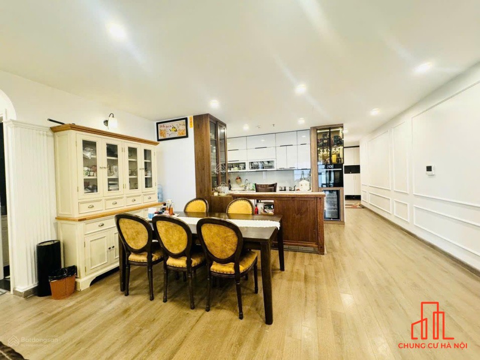 Bán nhanh căn góc 3PN rộng 121m² full nội thất, pháp lý chuẩn FLC 265 Cầu Giấy.