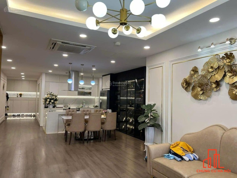 Chính chủ bán căn 3N FLC 265 Twins Tower Cầu Giấy, DT 117m2 sẵn sổ, đủ nội thất, có slot, giá 10 tỷ
