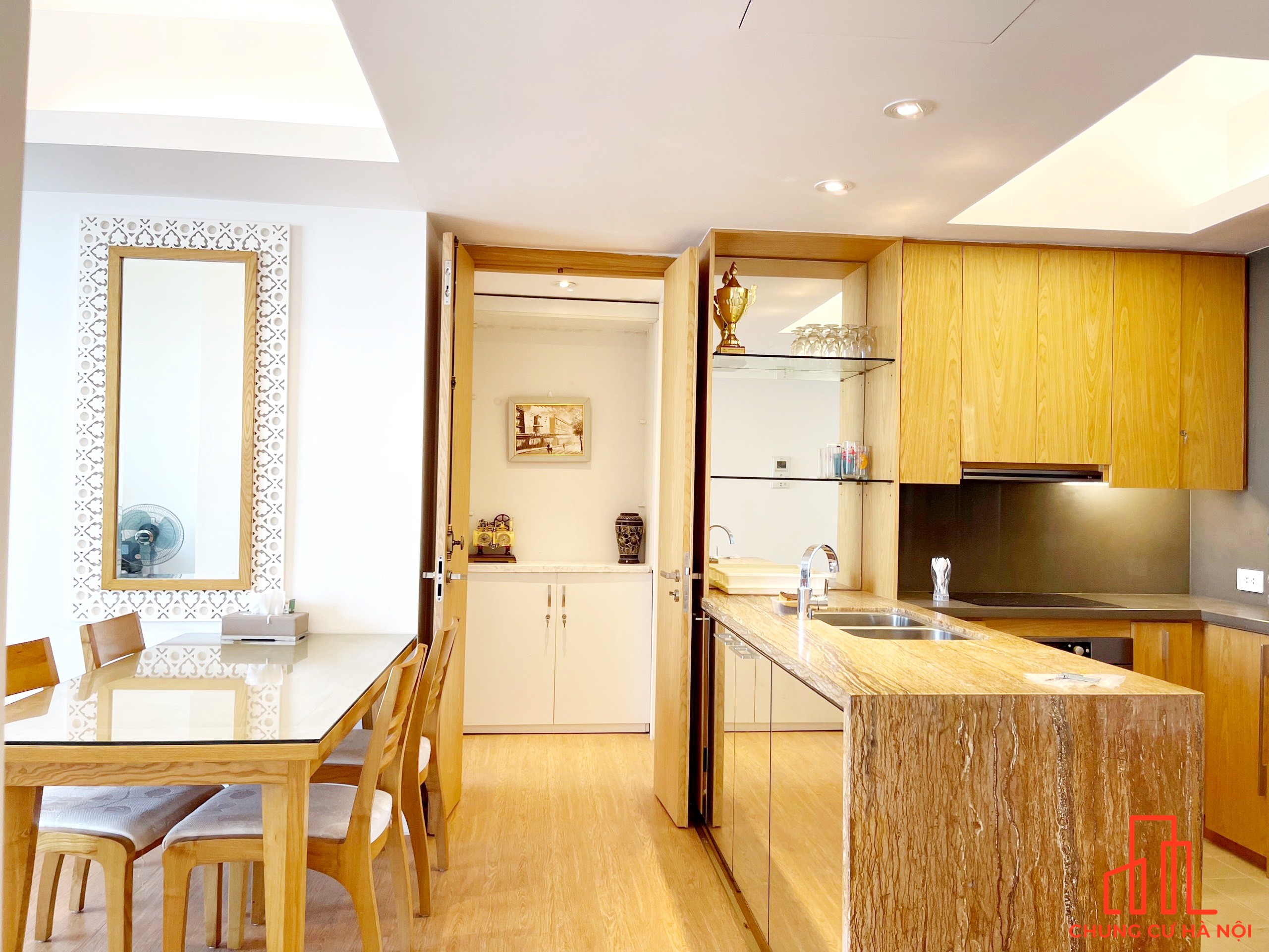 Chính chủ cho thuê căn 2PN full nội thất chung cư Indochina (IPH Xuân Thủy), giá thuê chỉ 20 triệu