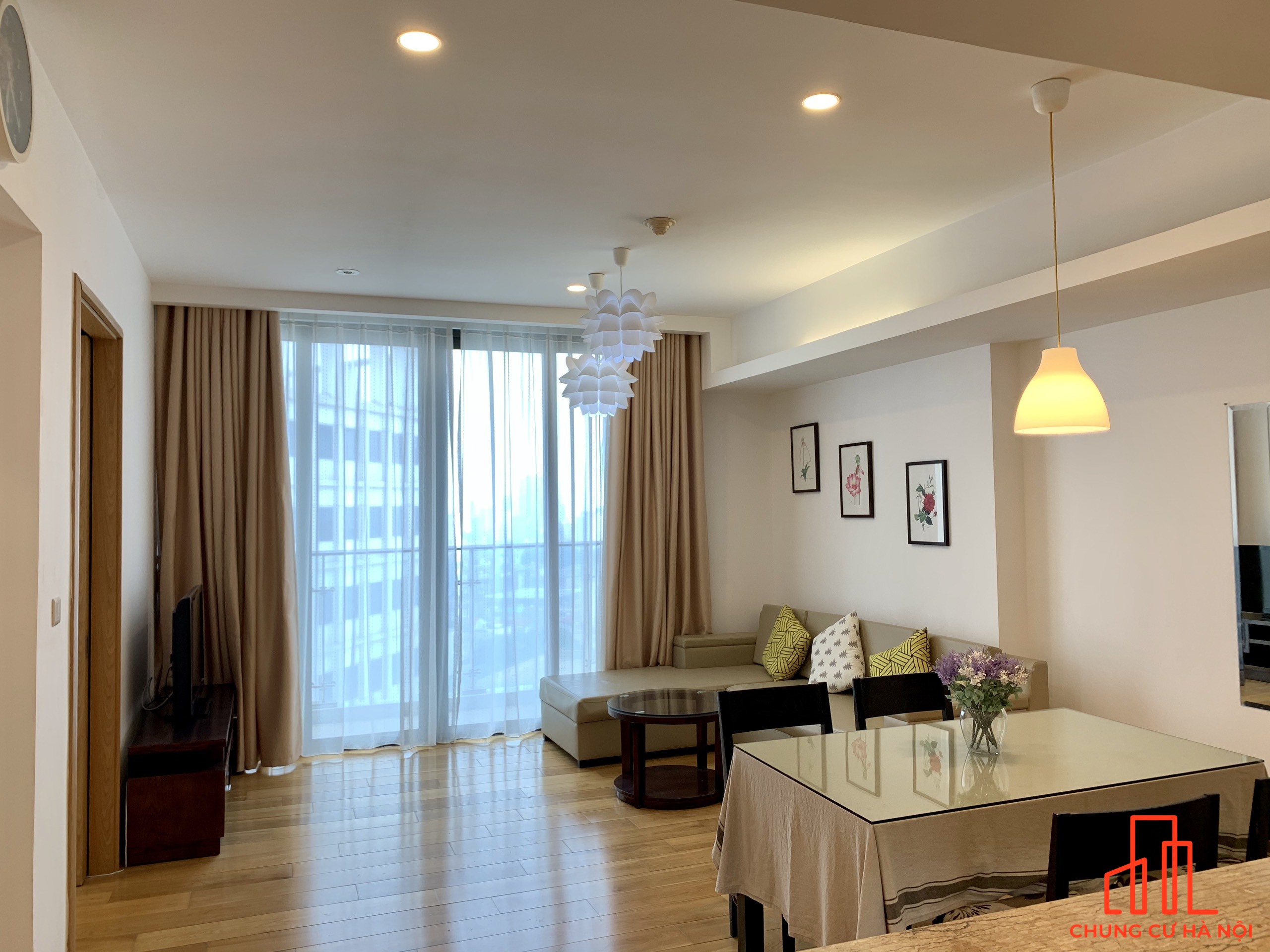 Cho thuê căn hộ Indochina (IPH) 241 Xuân Thủy 2PN full giá 21 triệu