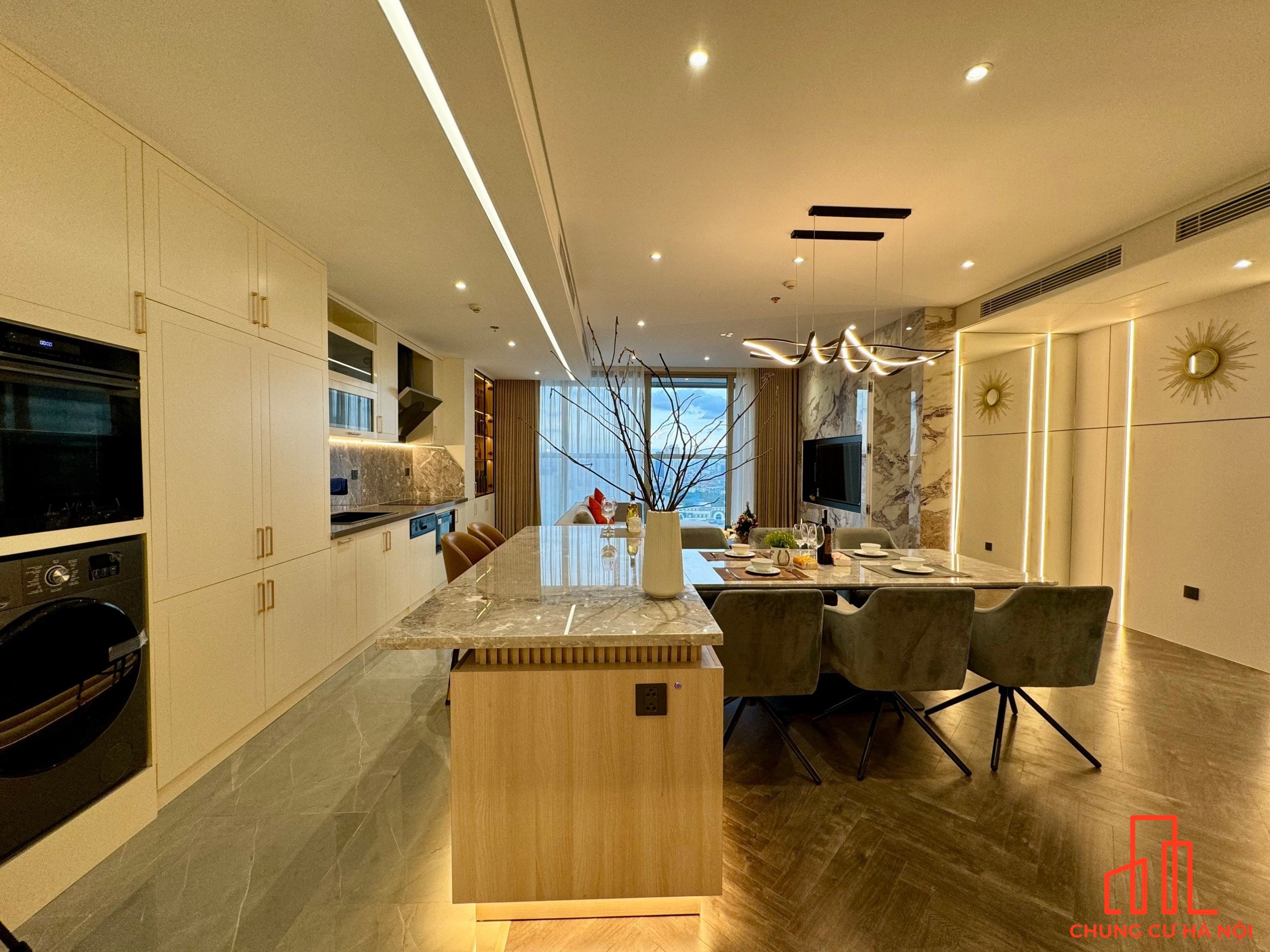 Chủ nhà gửi cho thuê các căn 2PN - 3PN diện tích từ 128m2 tại Golden Palace, giá tốt nhất thị trường