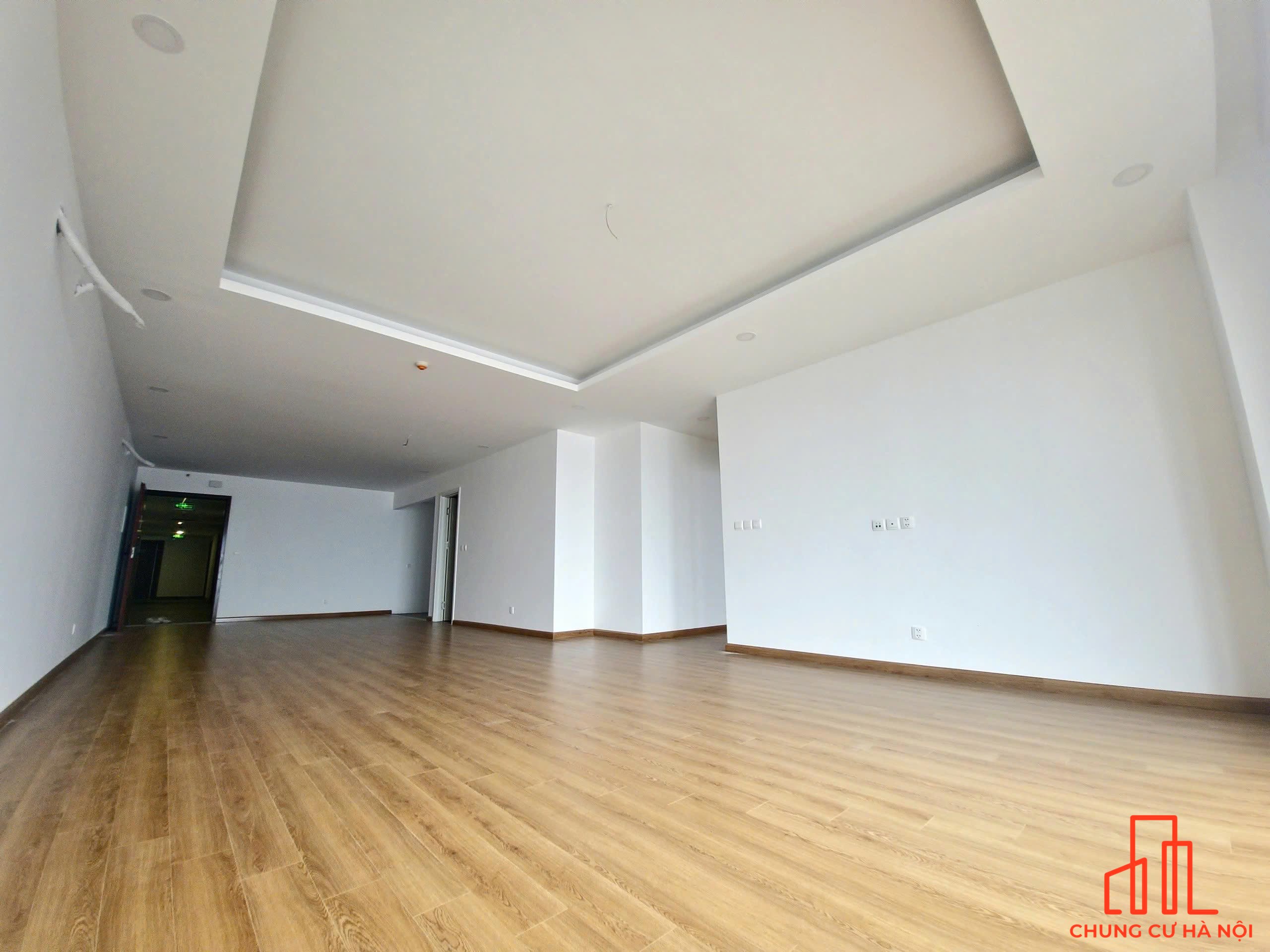 Bán CC 3PN, 2WC, 157m2 tại Hà Nội Paragon, giá cực chất 11 tỷ VND