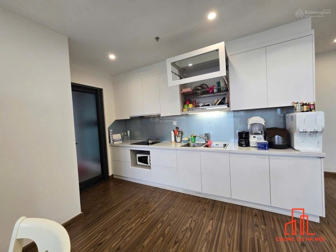Chính chủ cần bán gấp căn 2n2vs 65m2 tại tòa Vinhomes West Point Phạm Hùng giá 7 tỷ.