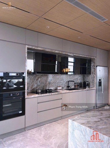 Bán căn hộ studio 34,5m2, full đồ mới, view khách sạn Marriot giá hơn 4 tỷ. Chung cư West Point