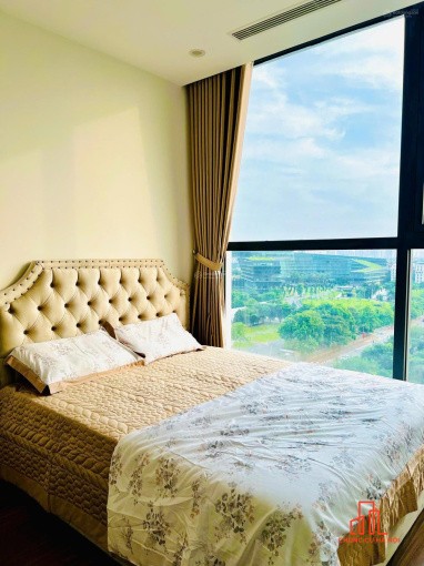 Cần tiền bán gấp chung cư 2 ngủ tòa West Point Phạm Hùng 85m2 2N 2W sổ đỏ lâu dài 7,9 tỷ