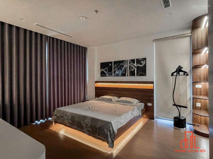 Chính chủ bán nhanh căn hộ 2N 2WC tại Vinhomes West Point, Phạm Hùng, sẵn sổ, full nội thất, giá 7 tỷ