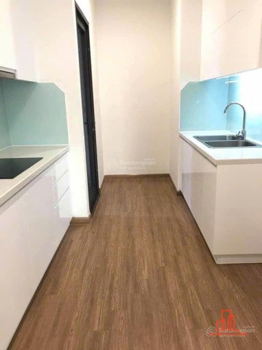 Chính chủ muốn sang nhượng lại căn hộ 3PN Vinhomes Skylake view hồ, 12,5 tỷ.