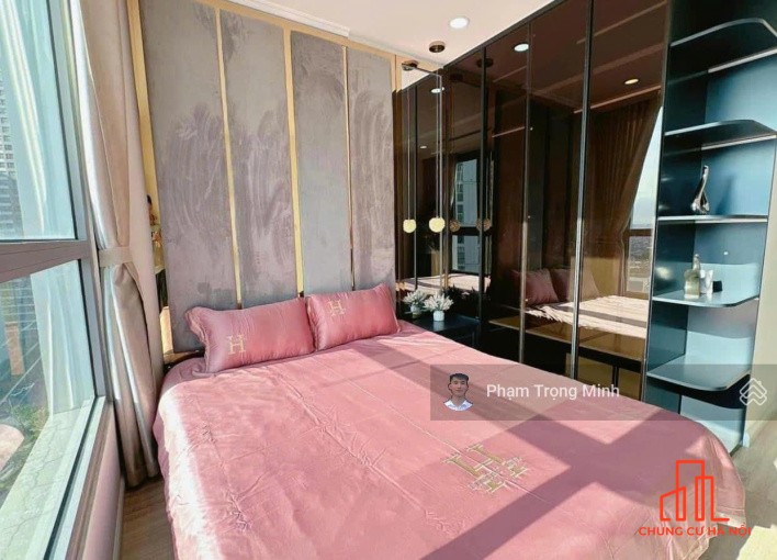 (Mới) bán căn góc 102m2, 3PN view hồ, cửa TN, ban công ĐB, chung cư Skylake. Giá 12,9 tỷ
