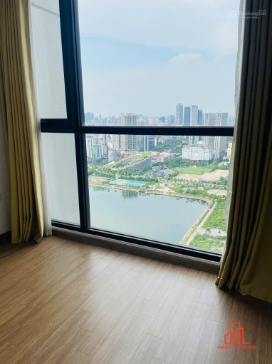 Chính chủ cần bán gấp căn 3 ngủ Vinhomes Skylake, Phạm Hùng, DT 95m ,Giá 12 tỷ sẵn sổ full nội thất