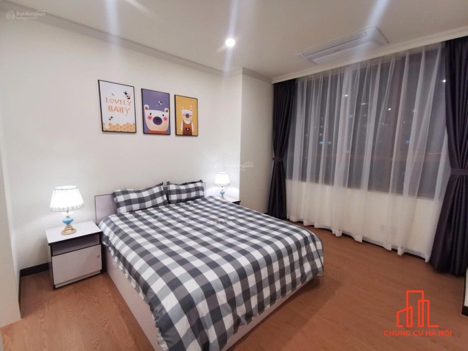 Chính chủ bán gấp căn góc, view hồ 2 ngủ Vinhomes Skylake Phạm Hùng, DT 72m2, giá 9 tỷ, sẵn sổ