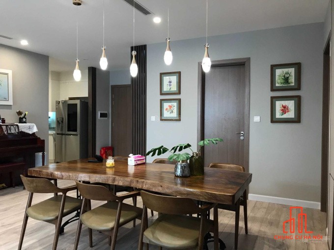 Bán căn hộ chung cư Vinhomes Sky Lake. Căn hộ 3PN 96m BC view. Hồ & CV. Giá 12 tỷ.