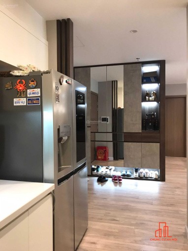 Bán căn hộ chung cư Vinhomes Sky Lake. Căn hộ 3PN 96m BC view. Hồ & CV. Giá 12 tỷ.