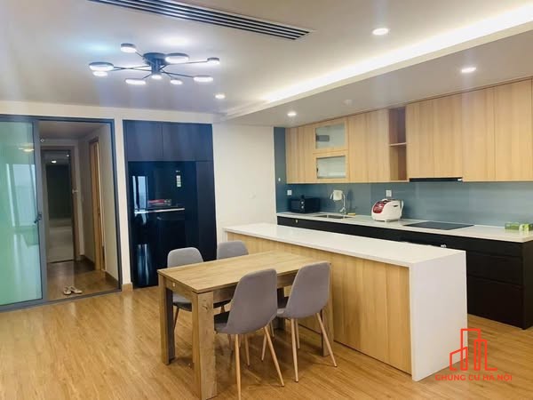 Căn hộ cao cấp 2N2VS 71,5m² hướng Đông Nam – Sky Park Residence 8,25 tỷ
