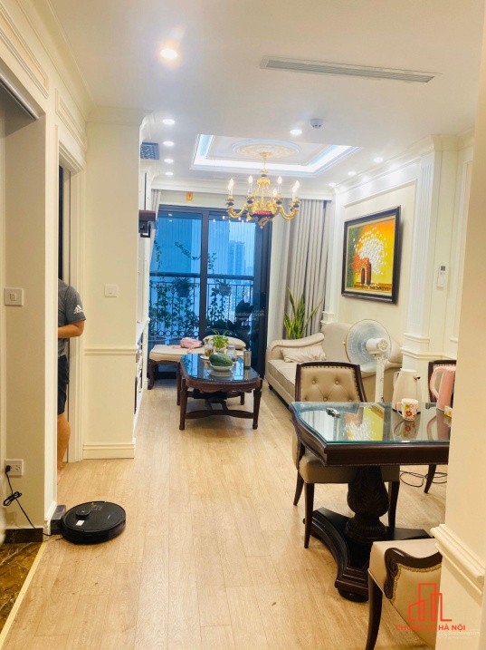 Không tiếp môi giới! Bán gấp căn chung cư Vinhomes Gardenia - 2 ngủ ban công Đông Nam - full đồ