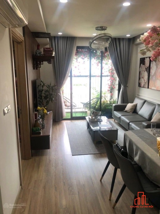 SIÊU HIẾM ! Bán căn 2 ngủ - Florence - sẵn Sổ ban công Đông Nam