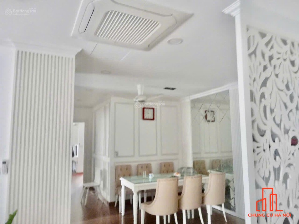 Bán CC 3PN, 135m2 ở Iris Garden, Trần Hữu Dực, Nam Từ Liêm, giá ưu đãi 8,6 tỷ