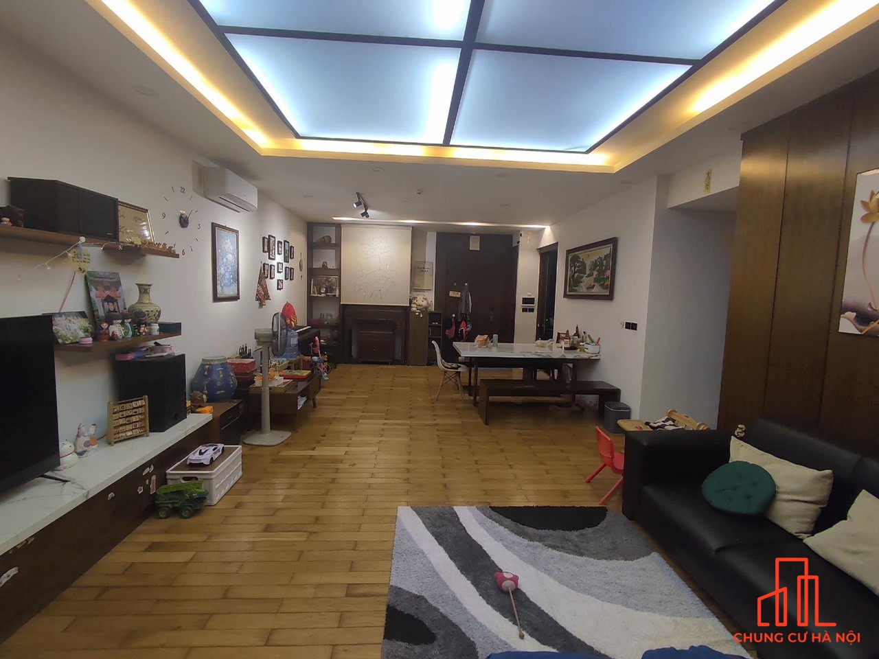 Chủ nhà tin tưởng gửi bán căn 144m2 , 3 ngủ, 2wc Dolphin Plaza Mỹ Đình bao phí làm sổ xem nhà 24/7