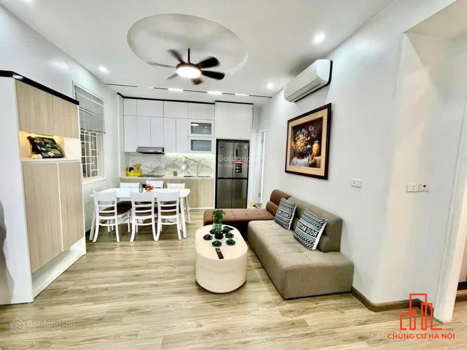 Bán CC Sky Park Residence, Tôn Thất Thuyết, 8,59 tỷ, 71,5m2, giá ưu đãi, hot