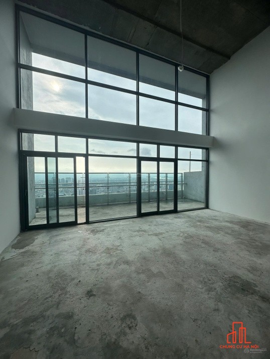Penhouse + Duplex đẹp nhất Cầu Giấy view trọn Hồ Tây, nhà thô nguyên bản CĐT có bể bơi riêng