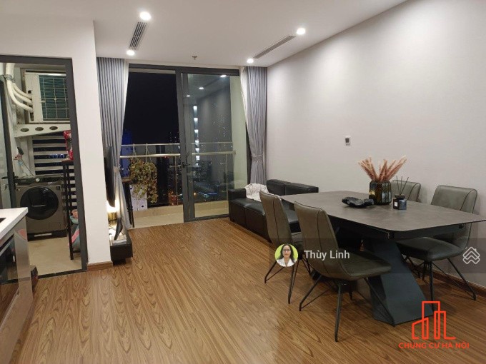 Bán căn  đẹp tầng 20+ tòa W2 Vinhomes West Point, 2PN, 2WC, NT cơ bản CĐT